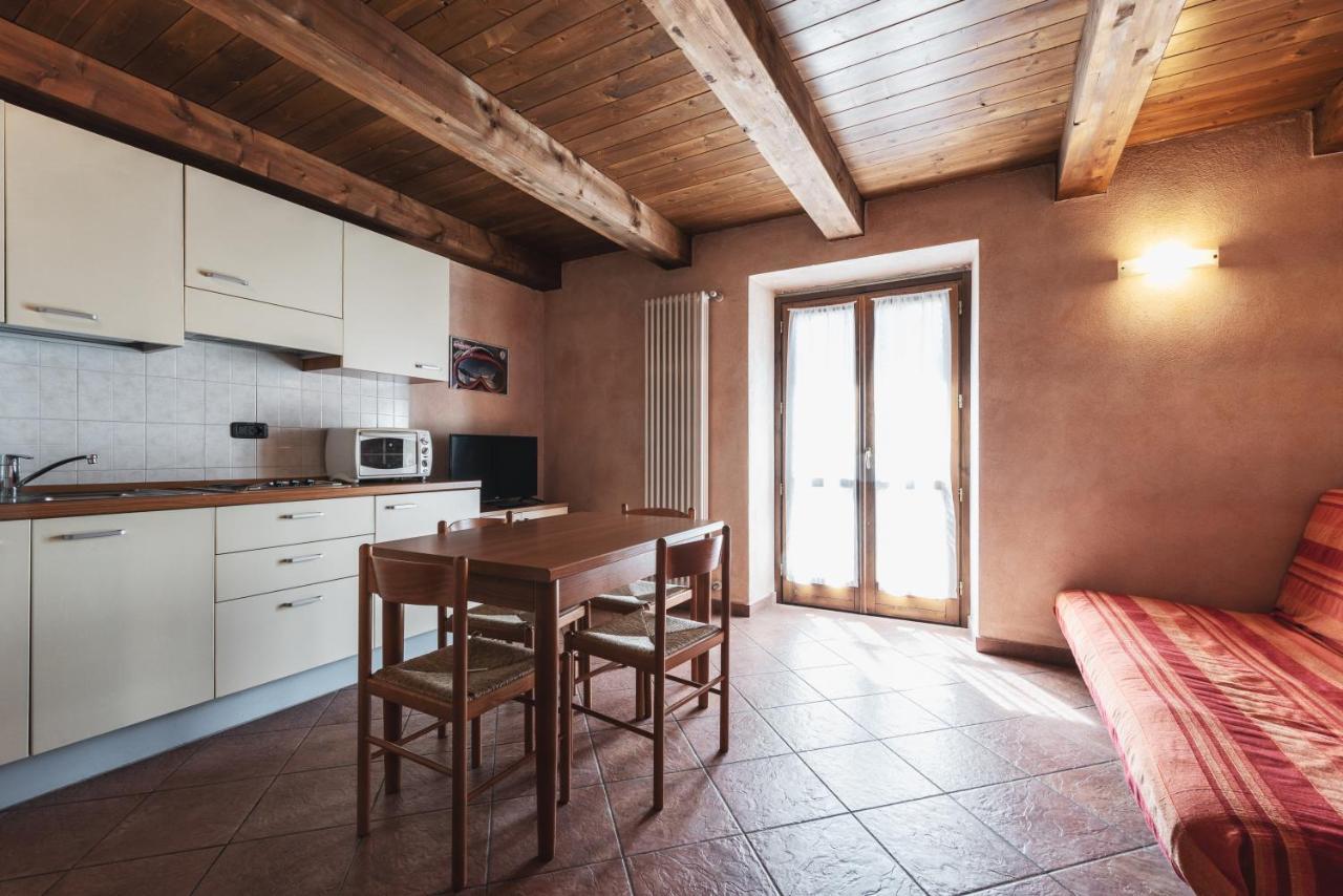 Residence La Tana Del Ghiro Bardonecchia Eksteriør bilde
